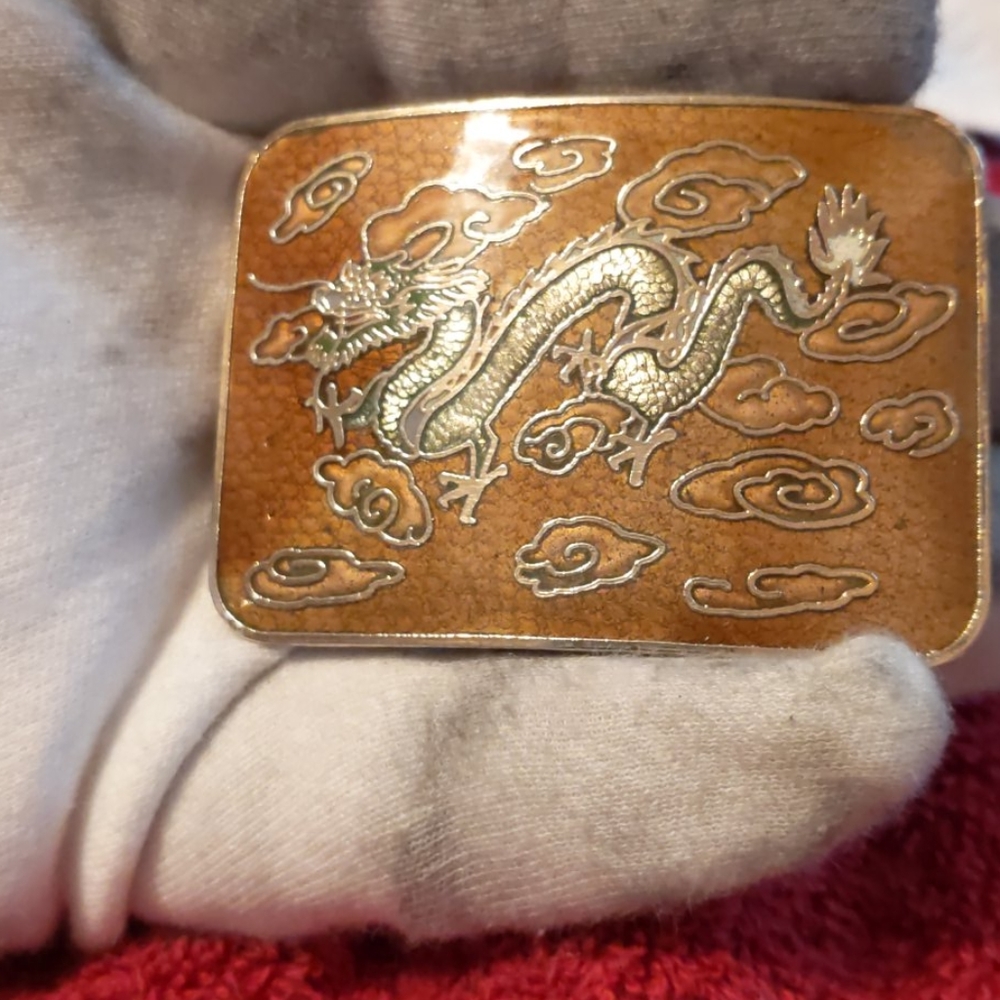 Men's belt buckle